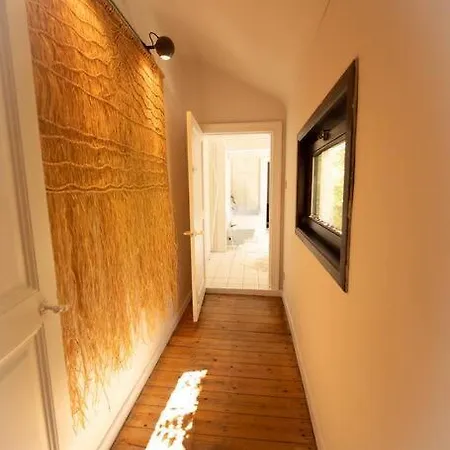 Villa Camelia, Un Charme Montois *