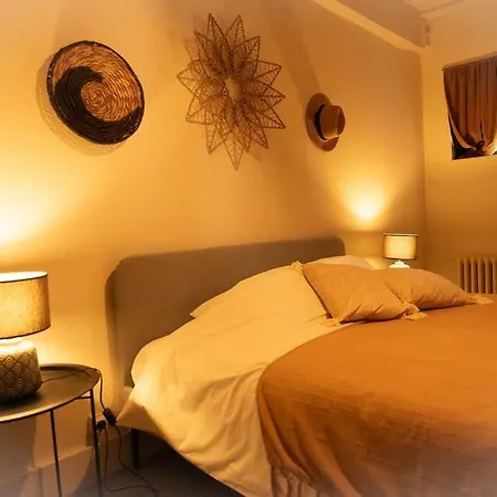 Capsule Camelia Un Charme Montois Villa *