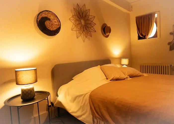 Capsule Camelia Un Charme Montois Villa *