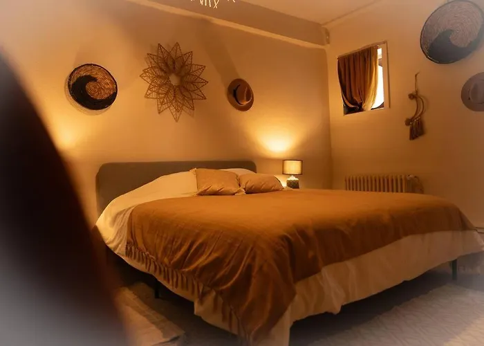 Capsule Camelia Un Charme Montois Villa *